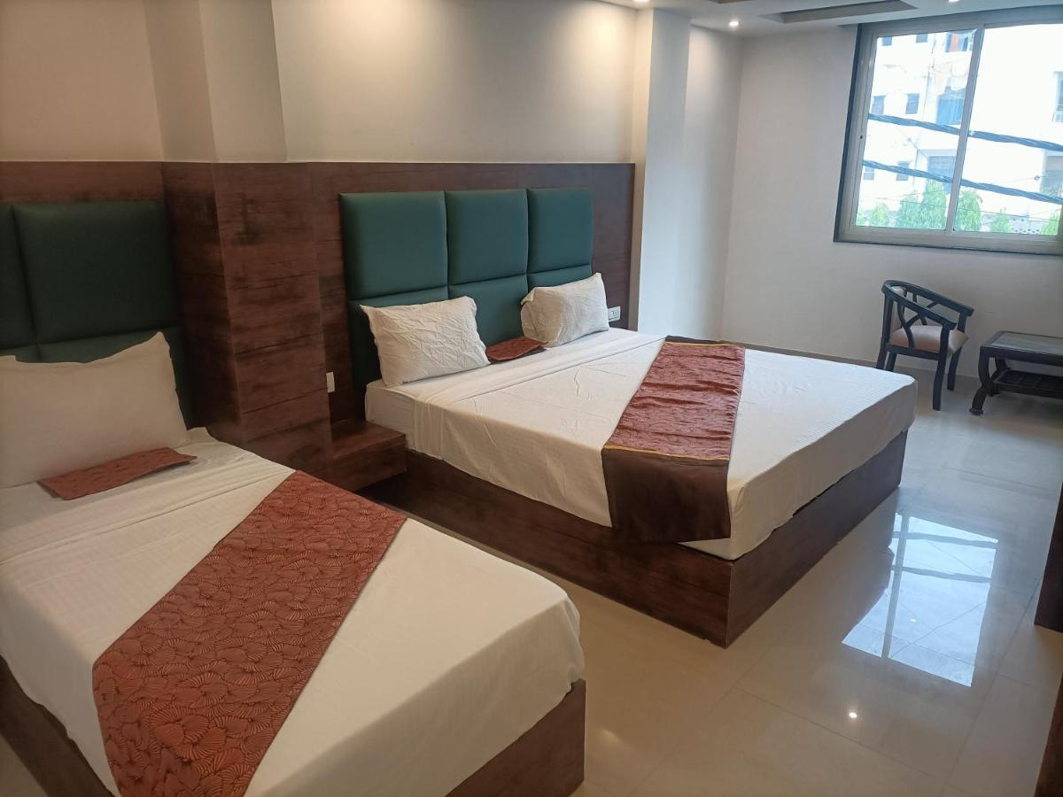 Hotel Tark Inn Near Igi Airport New Delhi Exterior photo