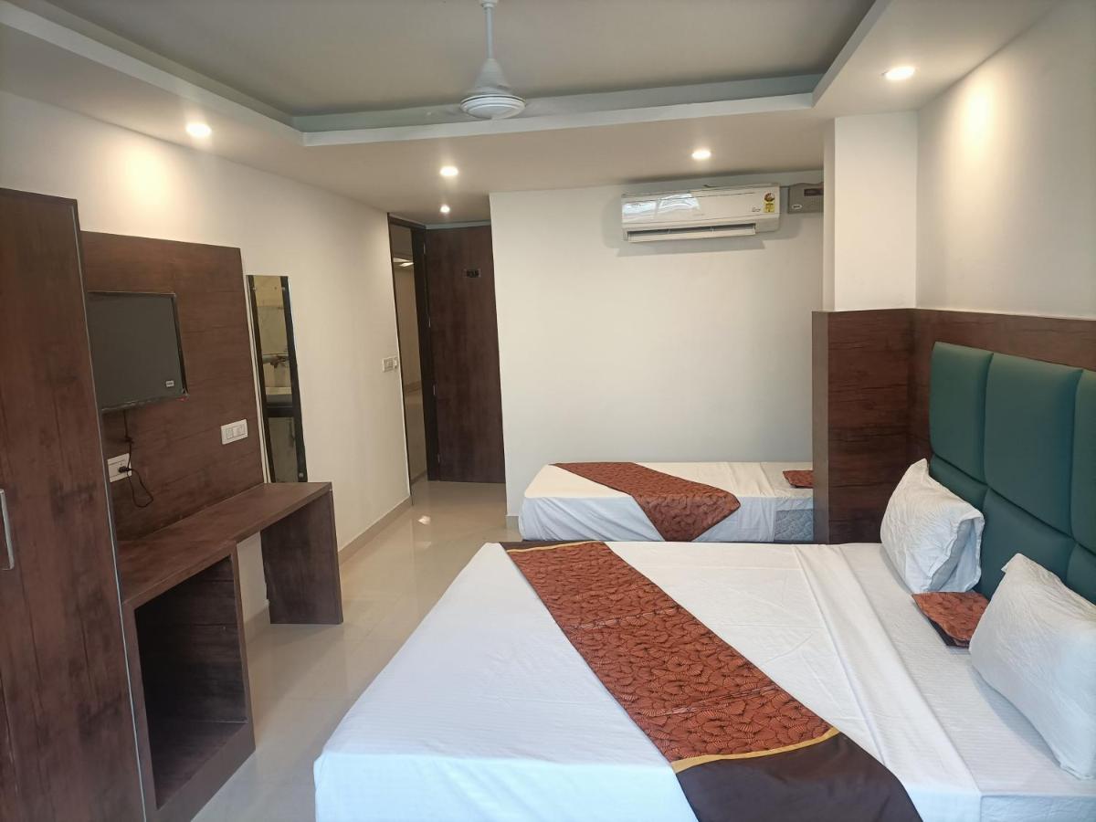 Hotel Tark Inn Near Igi Airport New Delhi Exterior photo